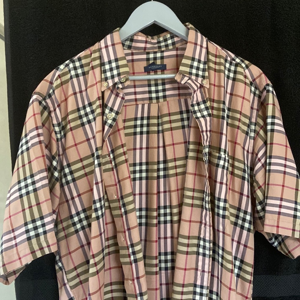 Burberry half sleeve shirt